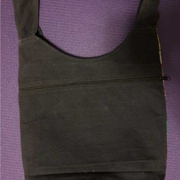 Vintage Embroidered Sequined Patchwork Shoulder Bag Made in Nepal - Picture 2 of 7